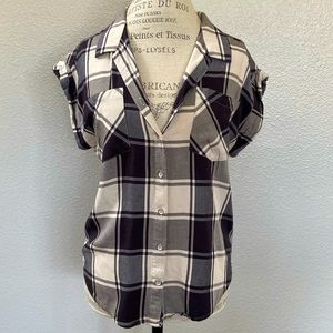 JACHS Girlfriend tee shirt